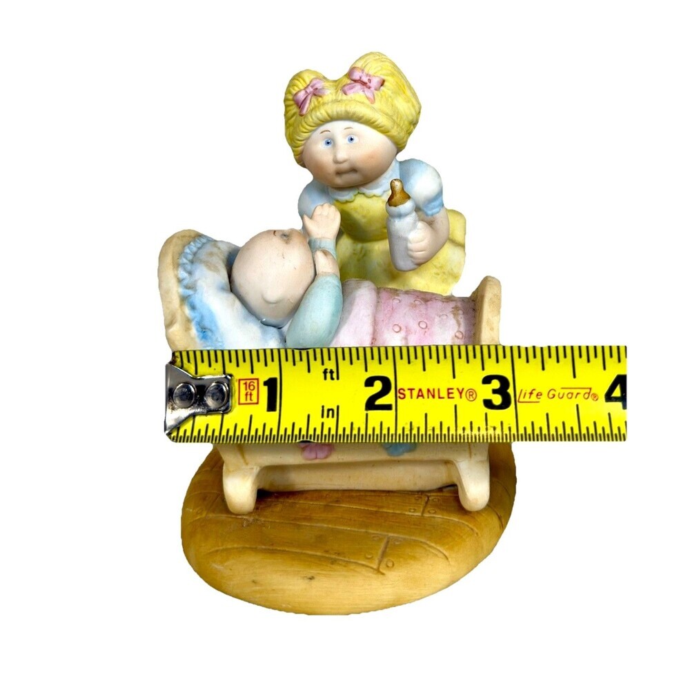 Xavier Roberts 1984 Cabbage Patch Figurine Getting Acquainted Baby Crib - Picture 8 of 8